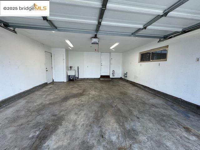 Building Photo - 1027 San Carlos Dr