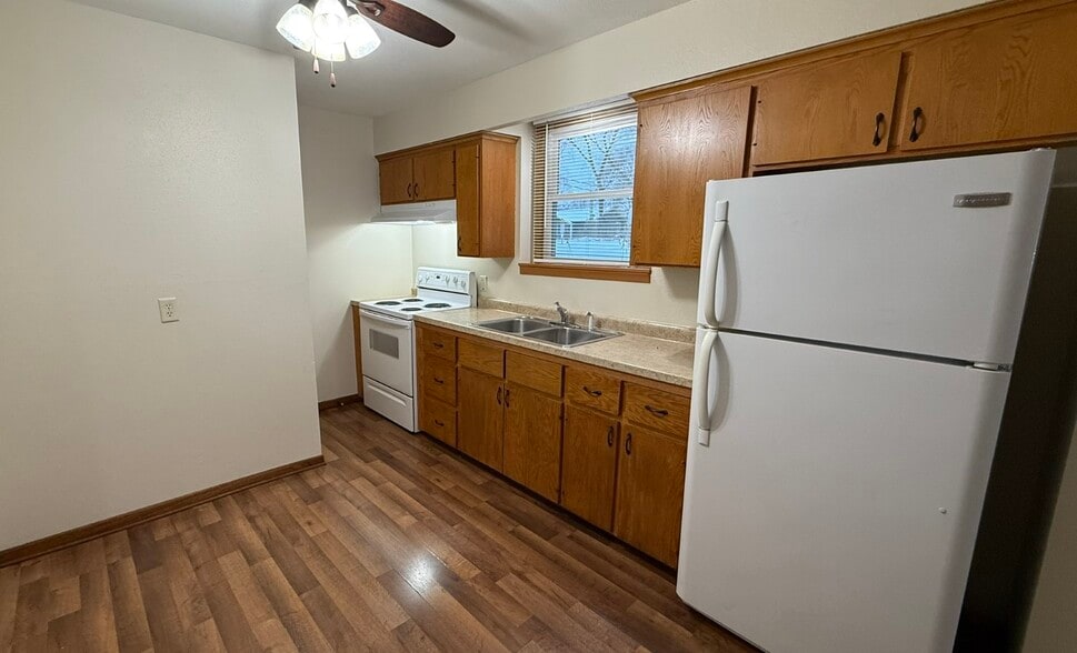 Building Photo - 8996 Jackson Avenue