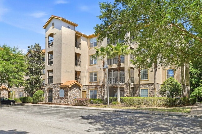 Building Photo - 1301 Tuscan Hills Blvd