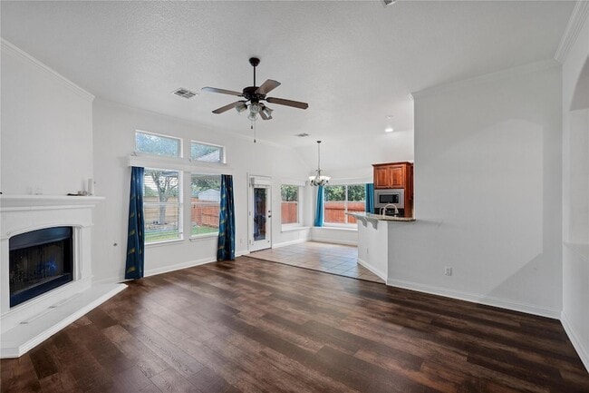 Building Photo - 2811 Checker Dr