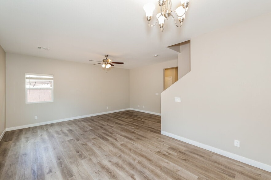 Building Photo - 10215 Cougar Crossing St
