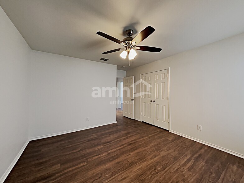 Building Photo - 16617 J Cheshier Ct