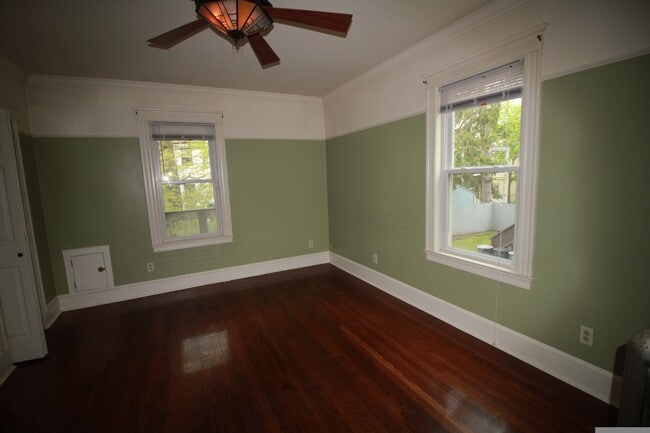 Building Photo - 12 Becket St