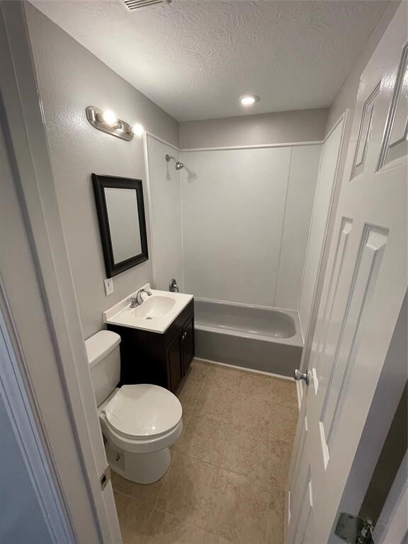 Building Photo - 1708 W 5th St