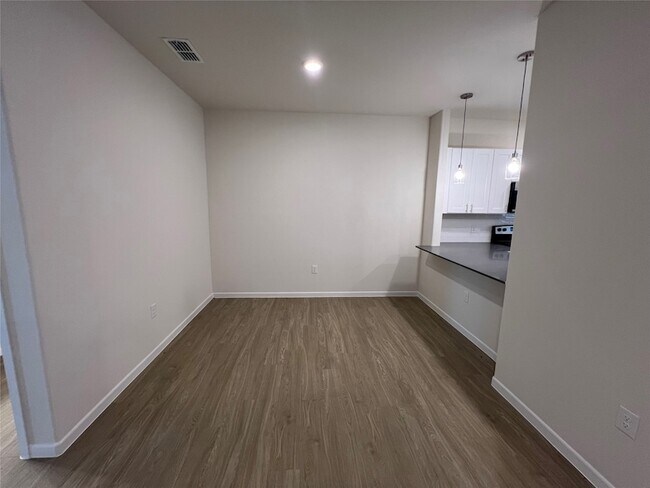 Building Photo - 3050 Viking St