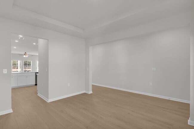 Building Photo - Perfect family home in Ocean Isle Beach