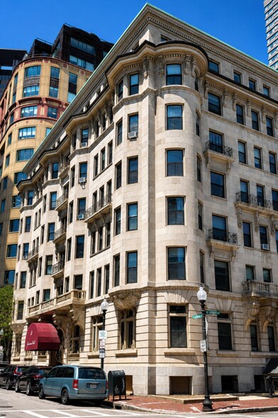 Building Photo - 8 Garrison St