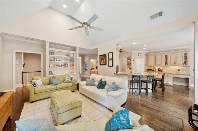 Building Photo - 12510 Preserve Ln