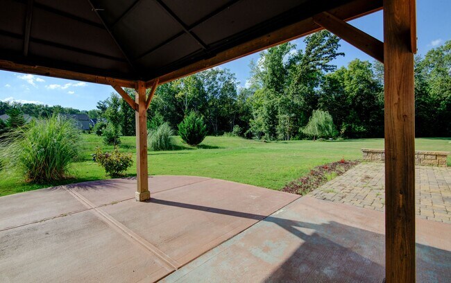 Building Photo - COMING SOON! Sophisticated 5-Bedroom Home with Spacious Living & Refined Finishes