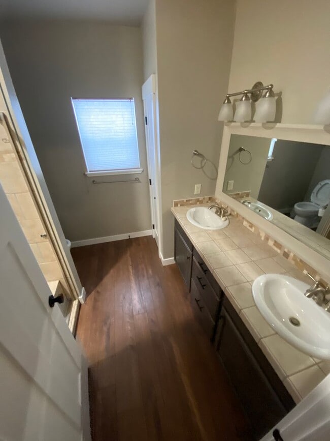 Building Photo - Newer Home - 3 Bedroom - 2 Bath - Corvallis