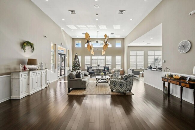 Building Photo - 13703 Richmond Park Dr N