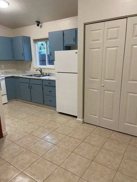 Kitchen and Laundry Closet - 501 N Rouse Ave