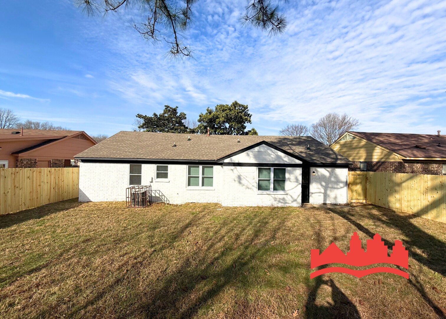 Building Photo - 19 Sullivan Dr