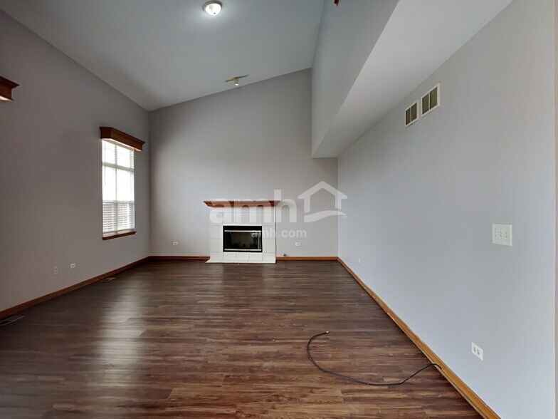 Building Photo - 25715 S Jasmine Ln