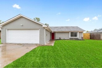 Building Photo - 125 Bastrop St