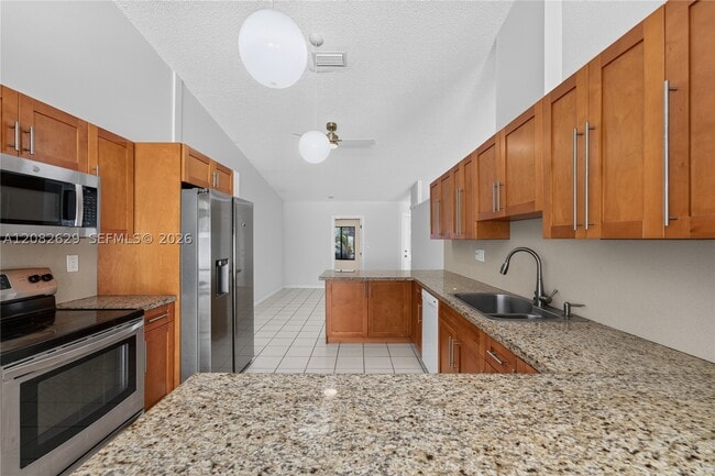 Building Photo - 10583 SW 77th Terrace