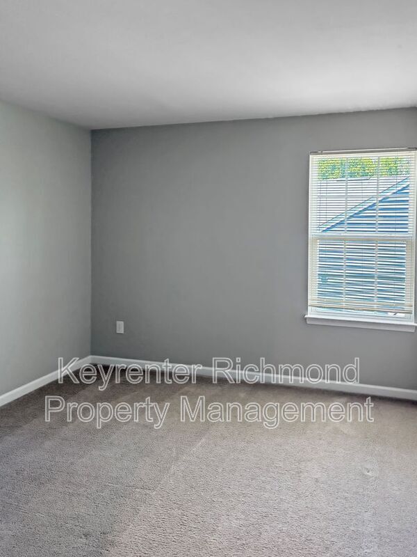 Building Photo - 4333 Kenmare Ln