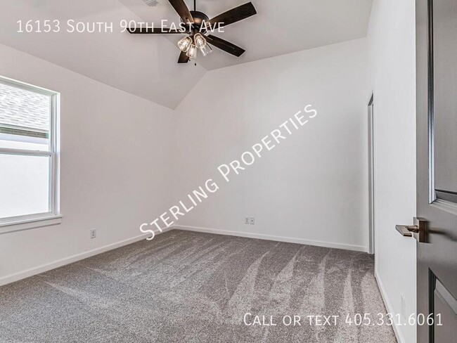 Building Photo - 16153 S 90th E Ave