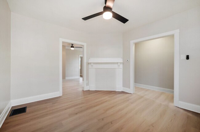 Building Photo - Stunning 3 bedroom home in Ambridge availa...