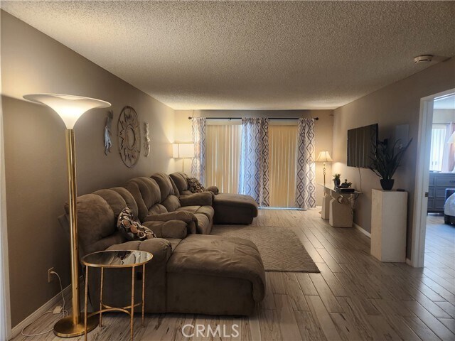 Building Photo - 2230 S Palm Canyon Dr