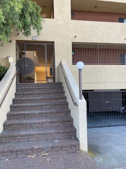 Building Photo - 4103 Asher St