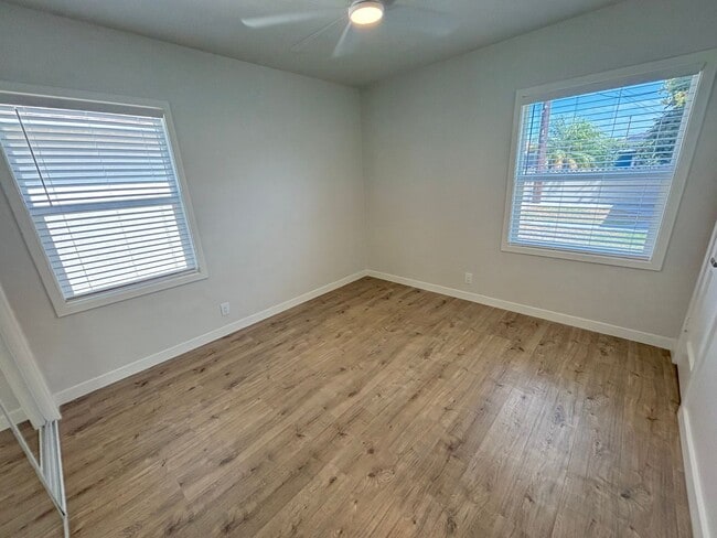 Building Photo - Beautifully Remodeled 3 Bedroom Home in Ci...