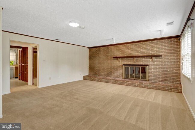 Building Photo - 615 Kearney Ct SW