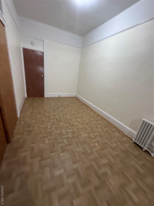 Building Photo - 19-39 Gates Ave