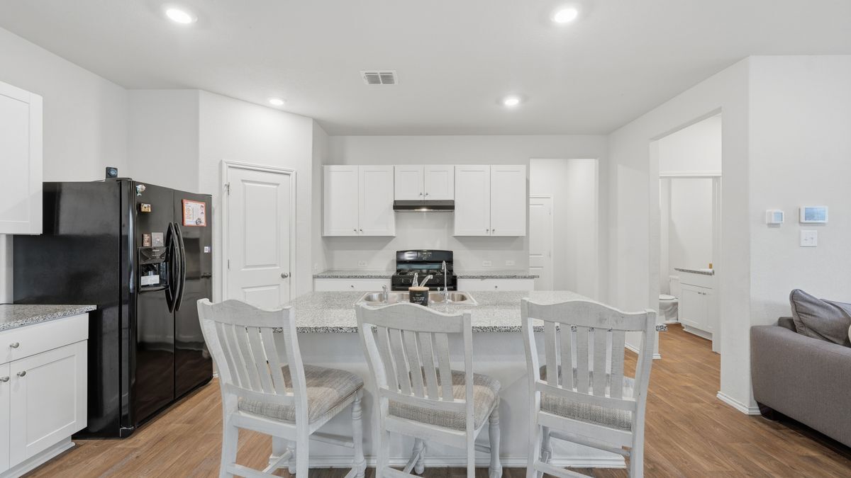 Building Photo - 4055 Fort Palmer Blvd