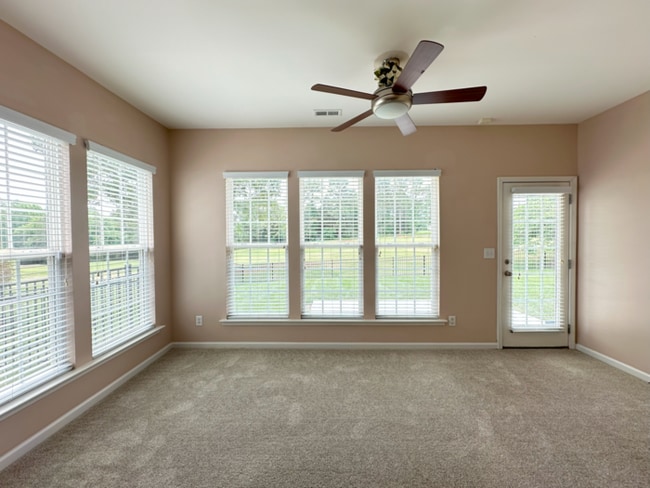 Building Photo - Charming Wakefield Home with First-Floor B...
