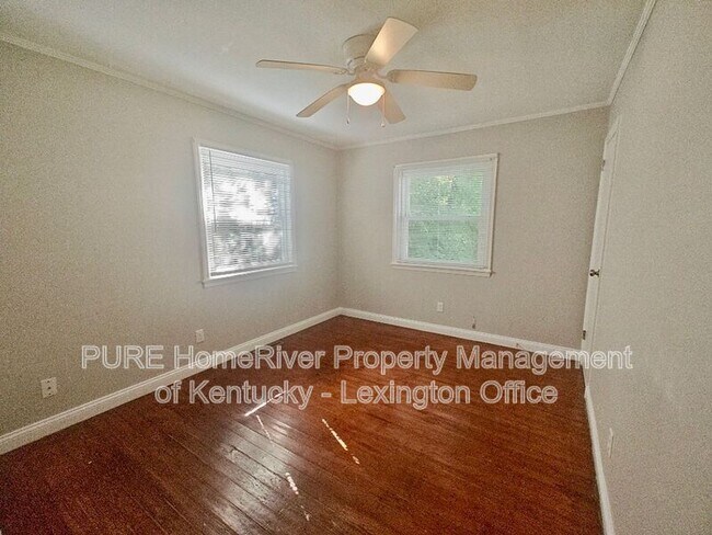 Building Photo - 608 Main Ave