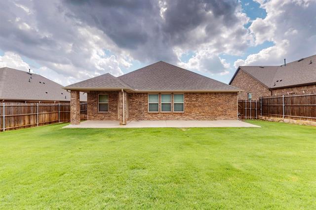 Building Photo - 222 Red Oak Dr