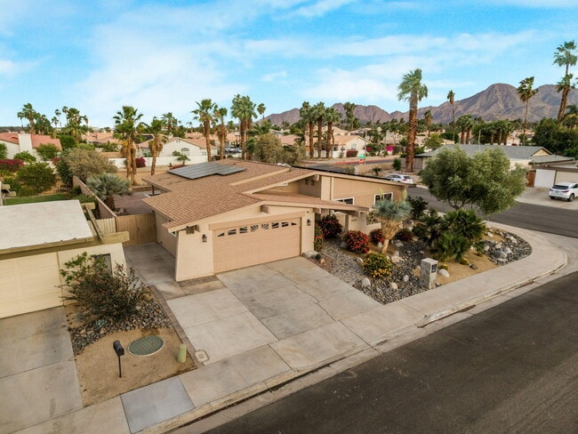 Building Photo - 43260 Silk Tree Ln