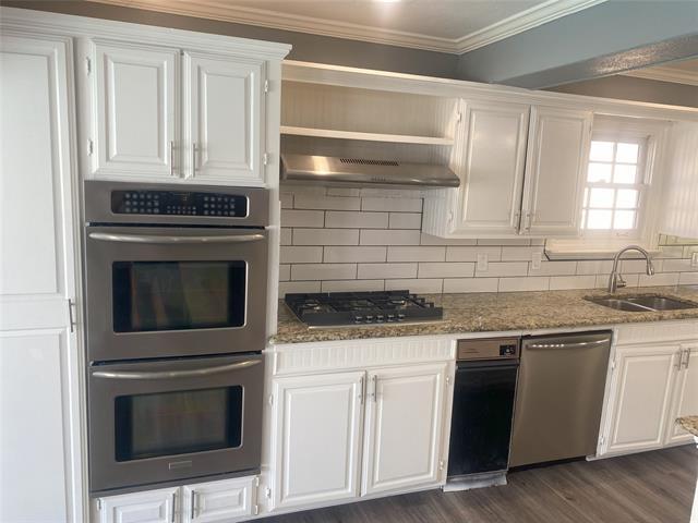 Building Photo - 821 Arrowhead Dr