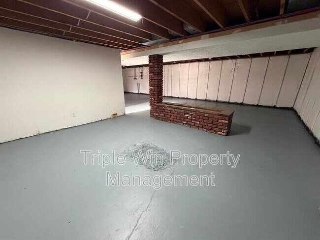 Building Photo - 1344 Coppergate Ln