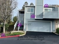 Building Photo - 461 Camelback Rd