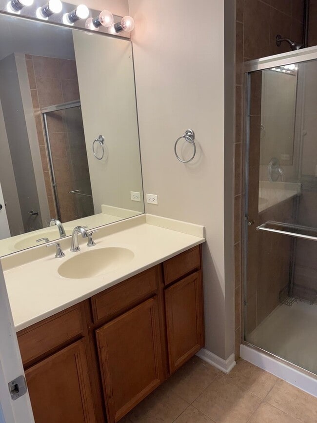 Building Photo - 707 Telluride Ct