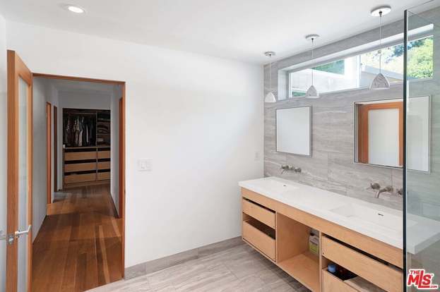 Building Photo - 544 Glen Trail