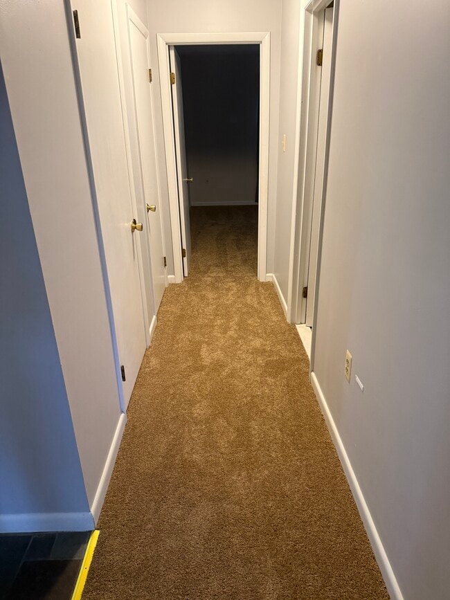 Building Photo - 1755 Holland Cliffs Rd