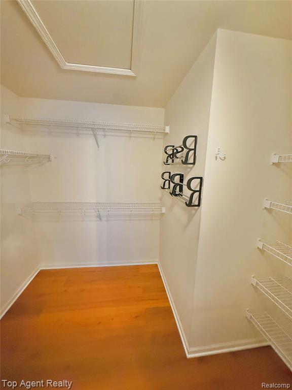 Building Photo - 44975 Marigold Dr