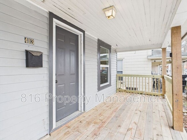 Building Photo - 413 Main St