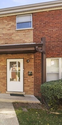Building Photo - For Rent – 3 Bedroom, 1.5 Bathroom Home in...