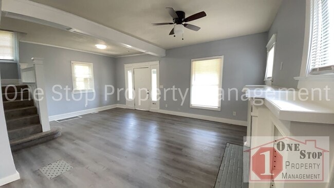 Building Photo - Charming 3-bedroom, 2-bath home in Kansas ...