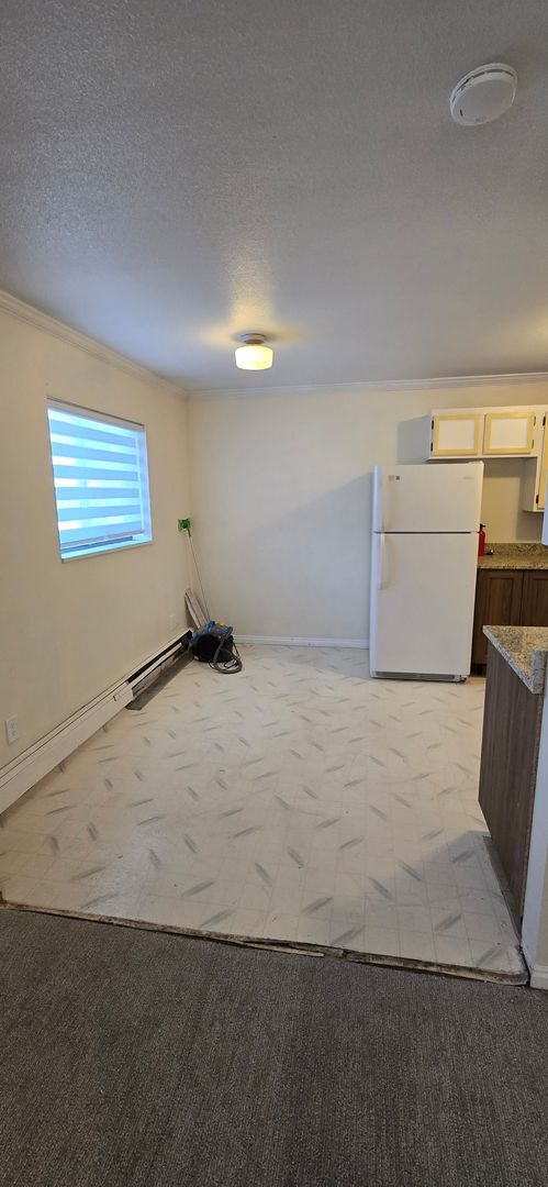 Building Photo - Cute 2 Bed 1 Bath in Springville