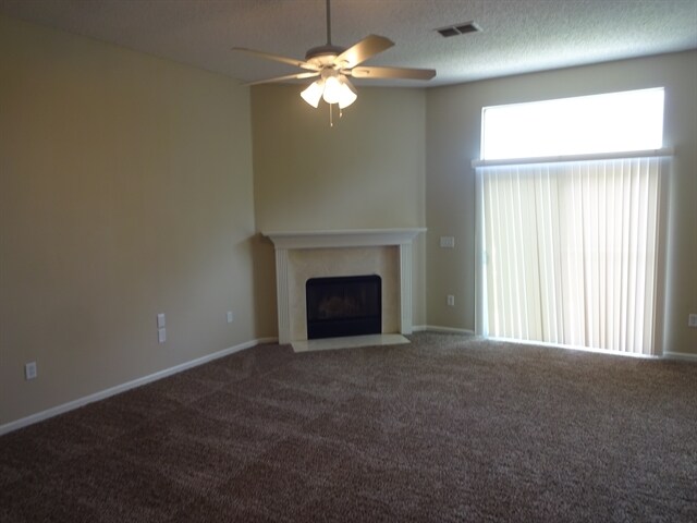 Building Photo - 490 Mackenzie Cir