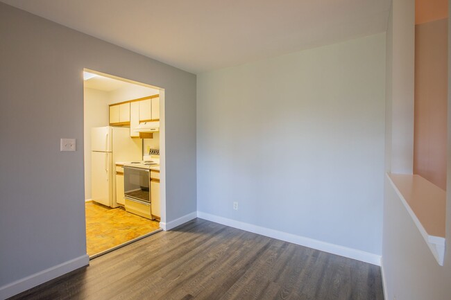 Building Photo - Charming 1 BR/1 BA Condo in Columbia!