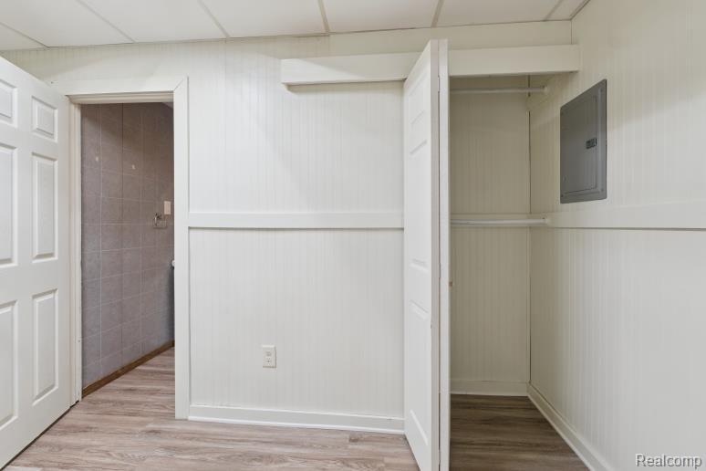 Building Photo - 912 N State Rd