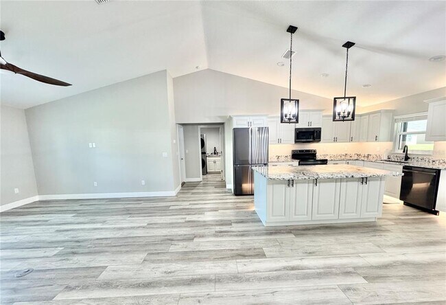 Building Photo - 6889 SW 179th Ct Rd