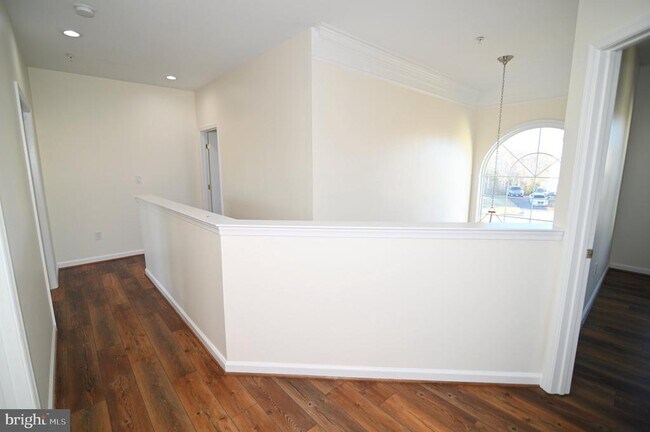 Building Photo - 7001 Chaptico Ct