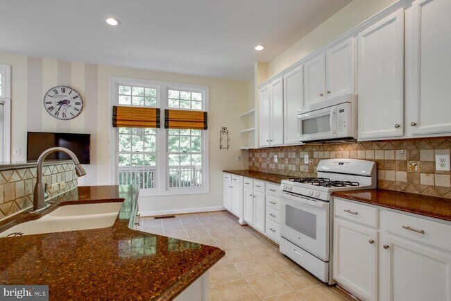 Building Photo - 6248 Levi Ct